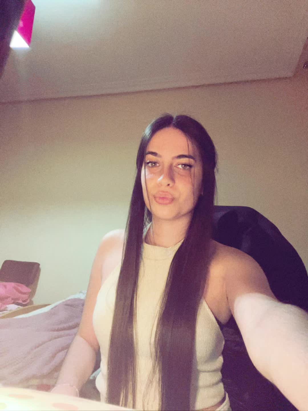 @laauuraa.16