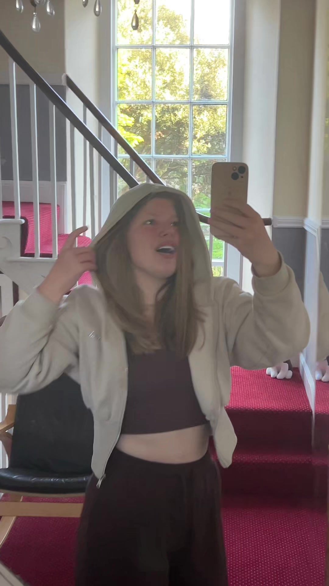 @Ella