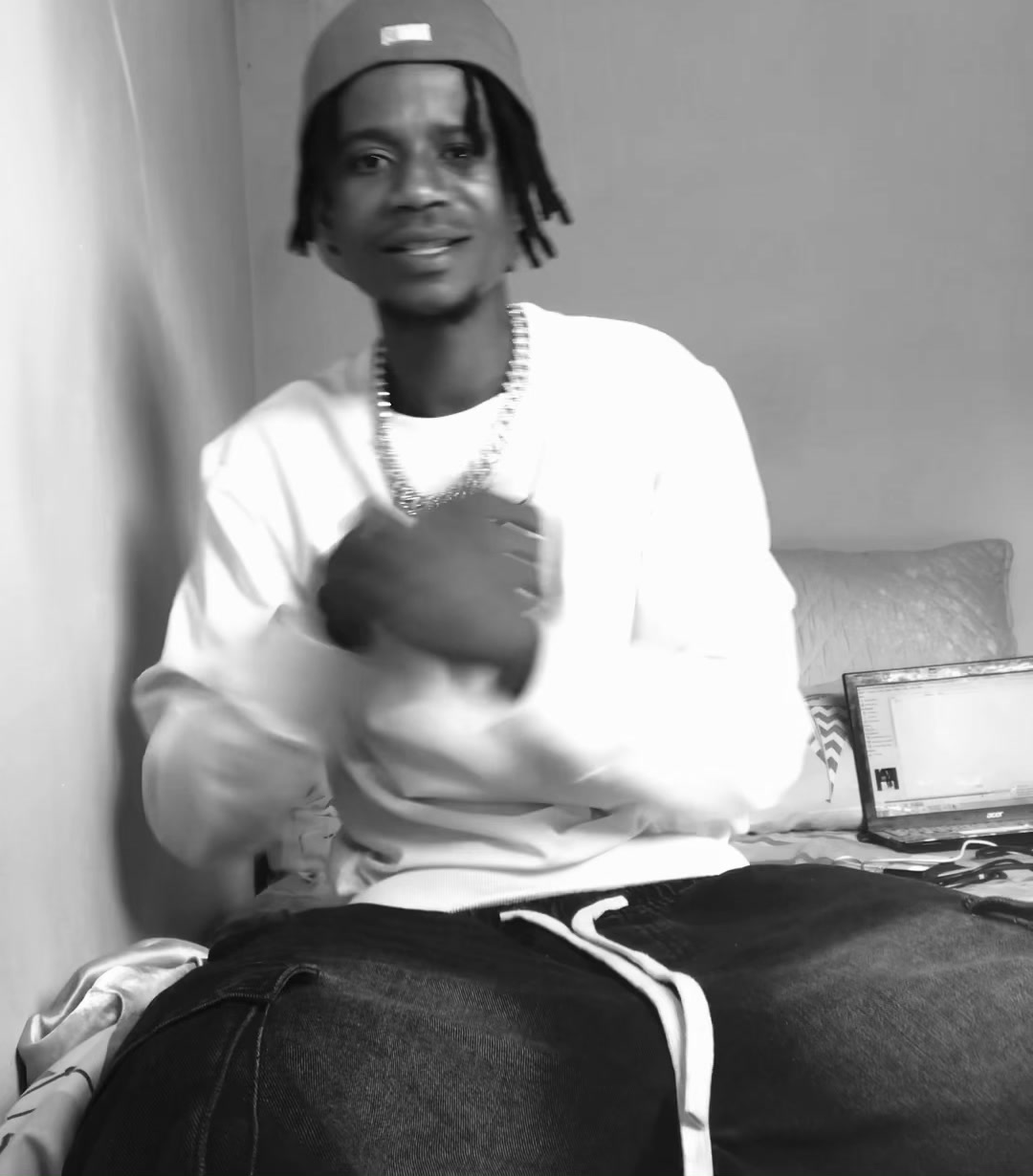 @younghustle