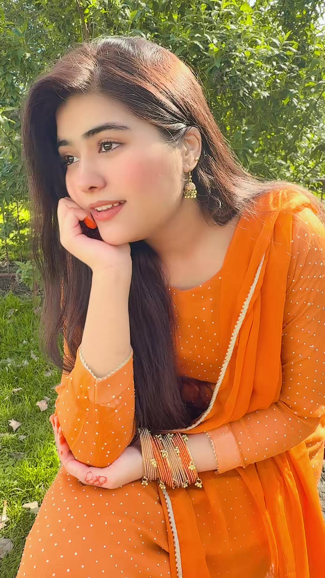 @LARAIB