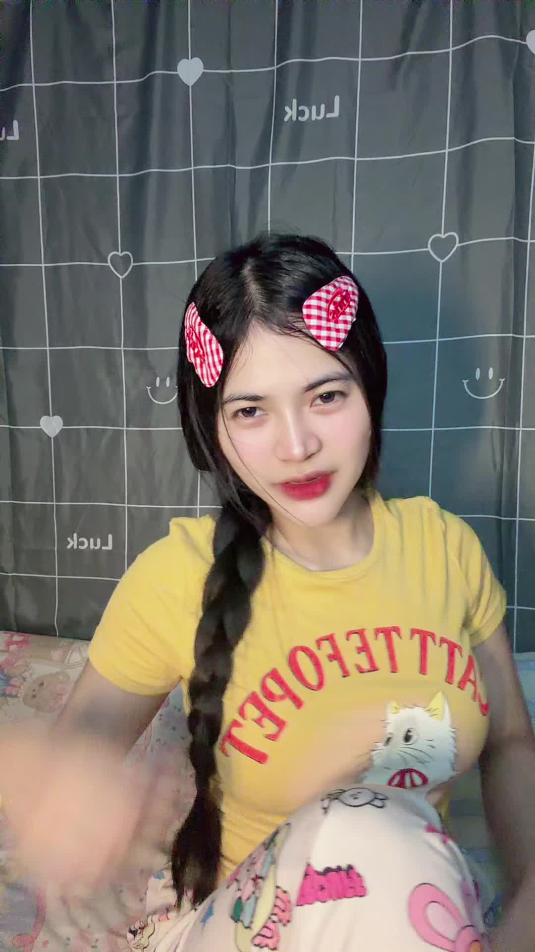 @รัชนก ศรีพลอย