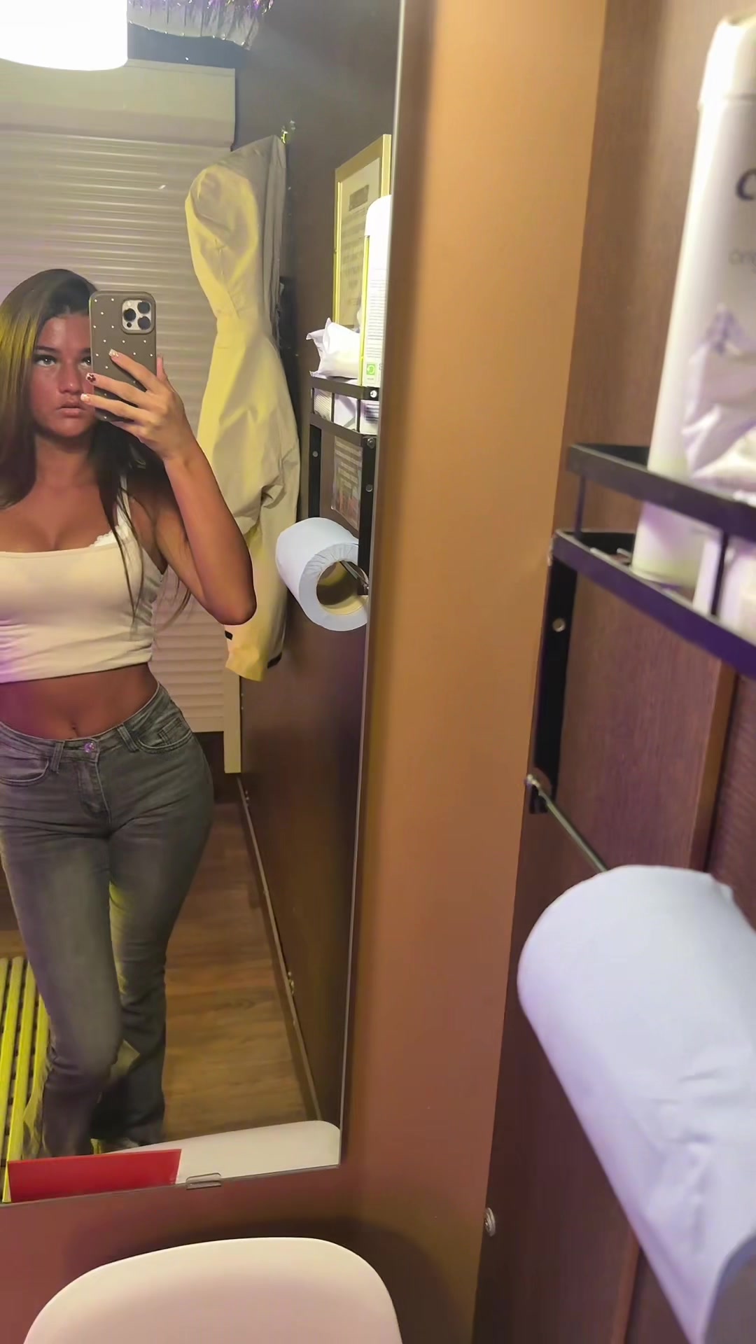 @emeliyarose