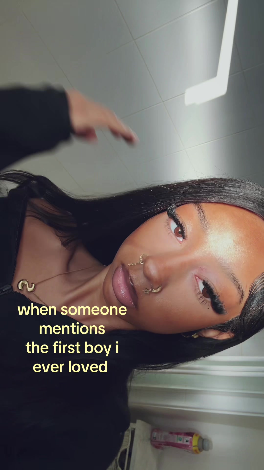 @sofia🐐’.
