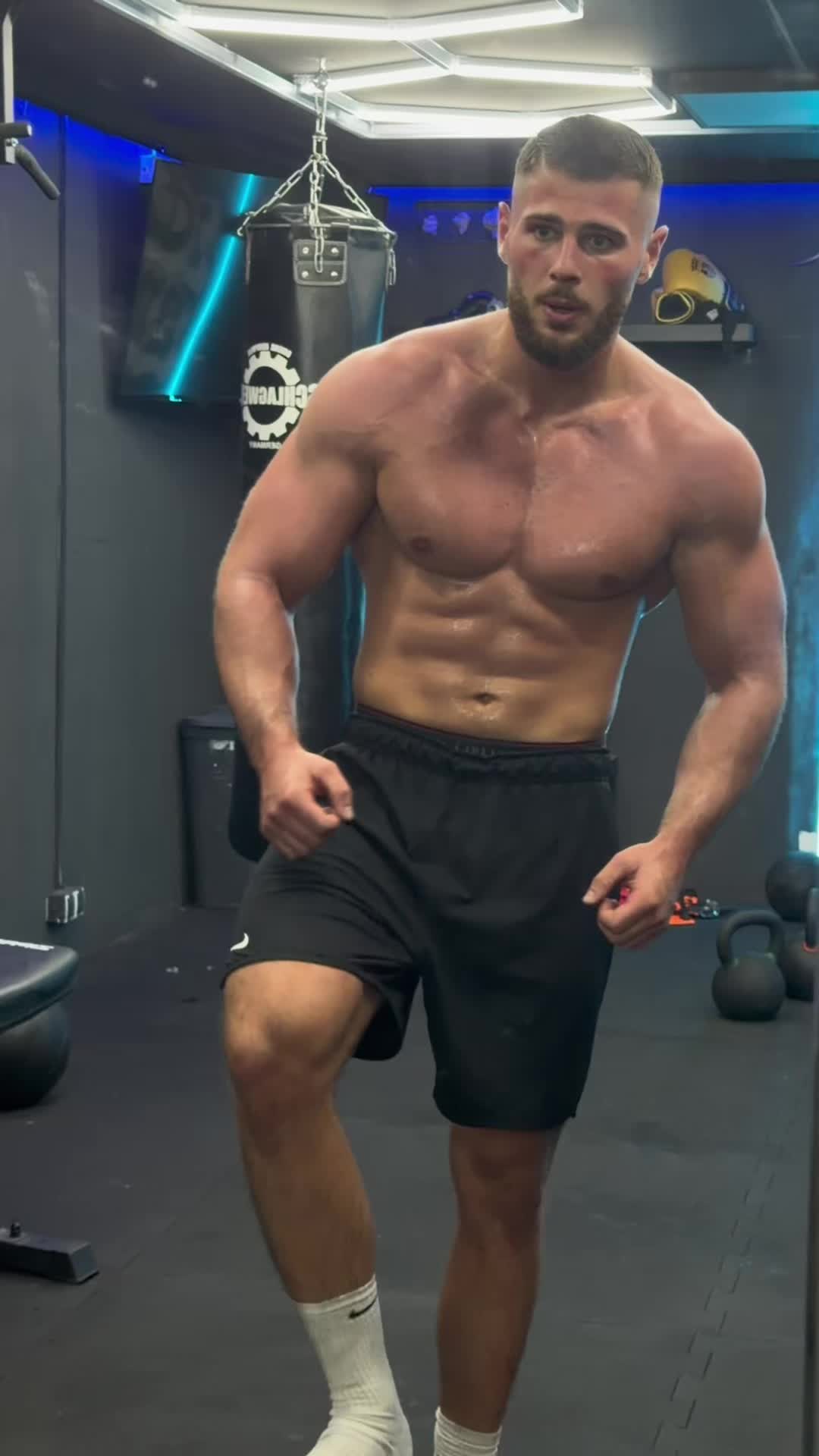 @ayi.athletic