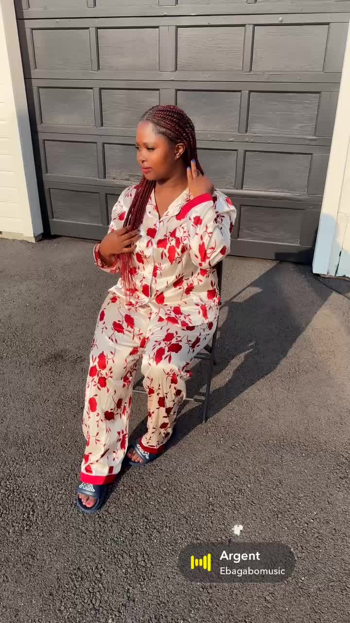 @Jeaninedusa