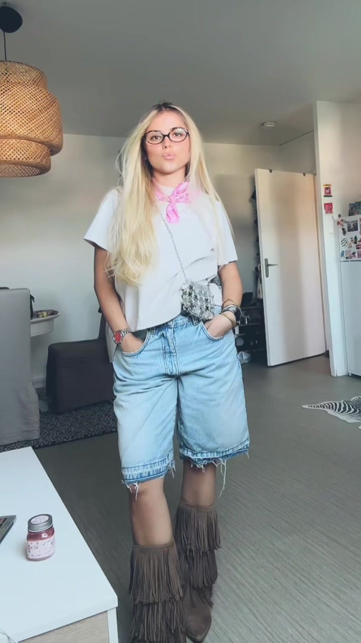 @dechellle