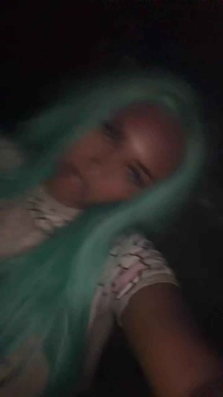 @nicole