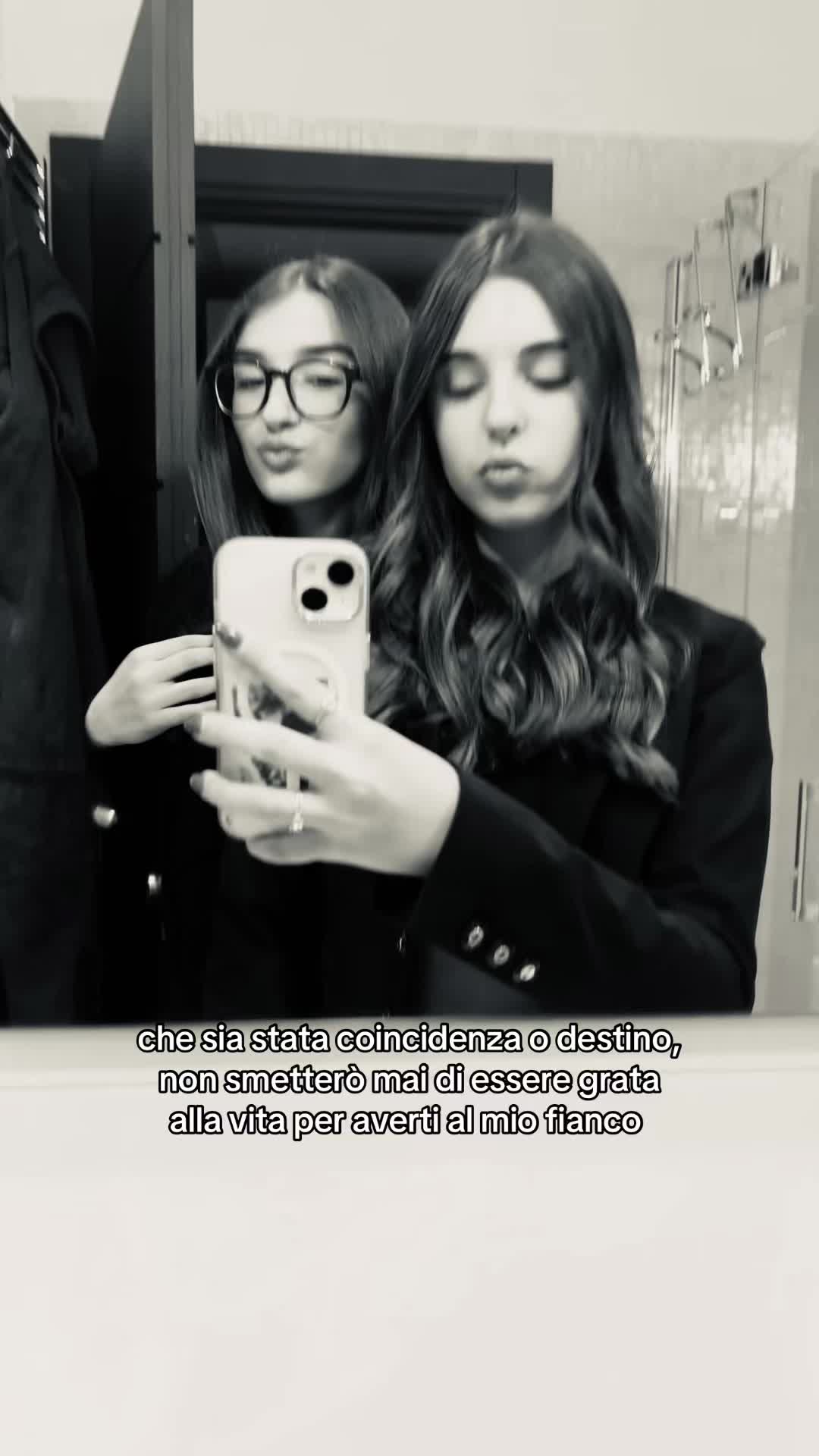 @๐brunettetwins๐