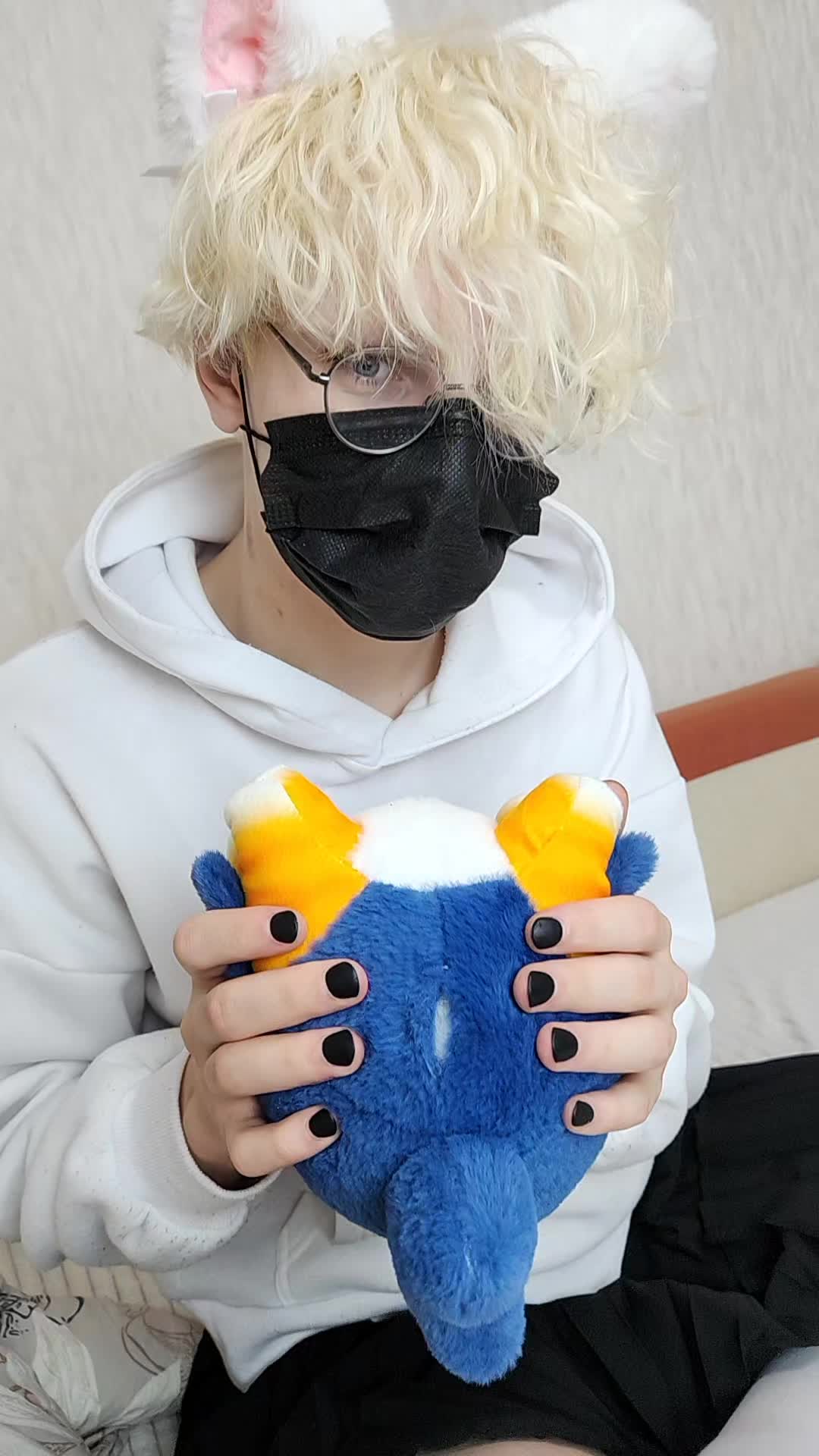 @FlexyaNya