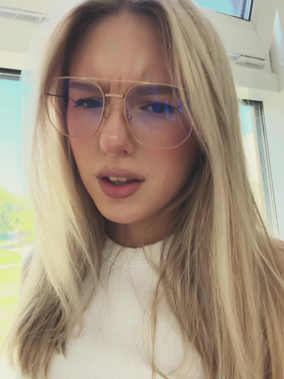 @polllinka