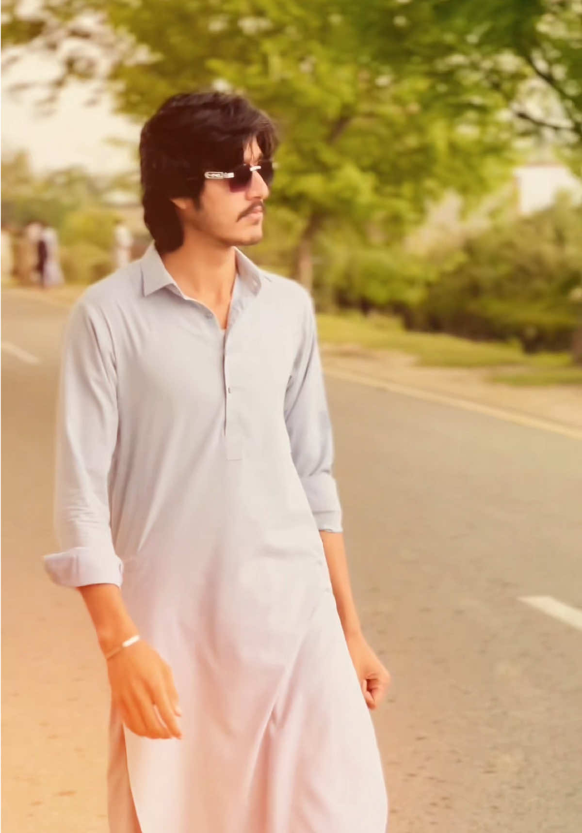 @ملک زبیر گھلو 👑