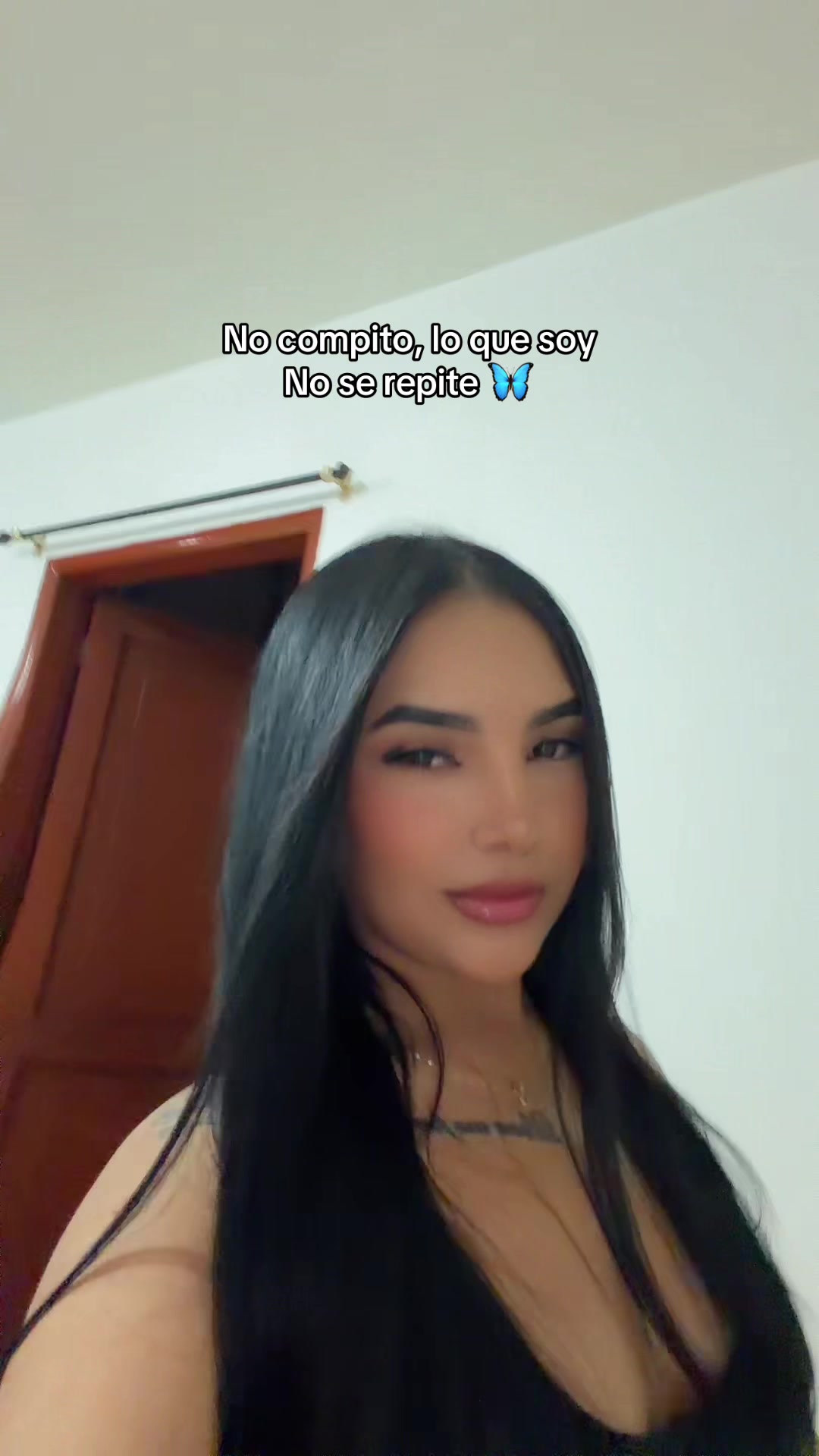 @N A N A 🖤