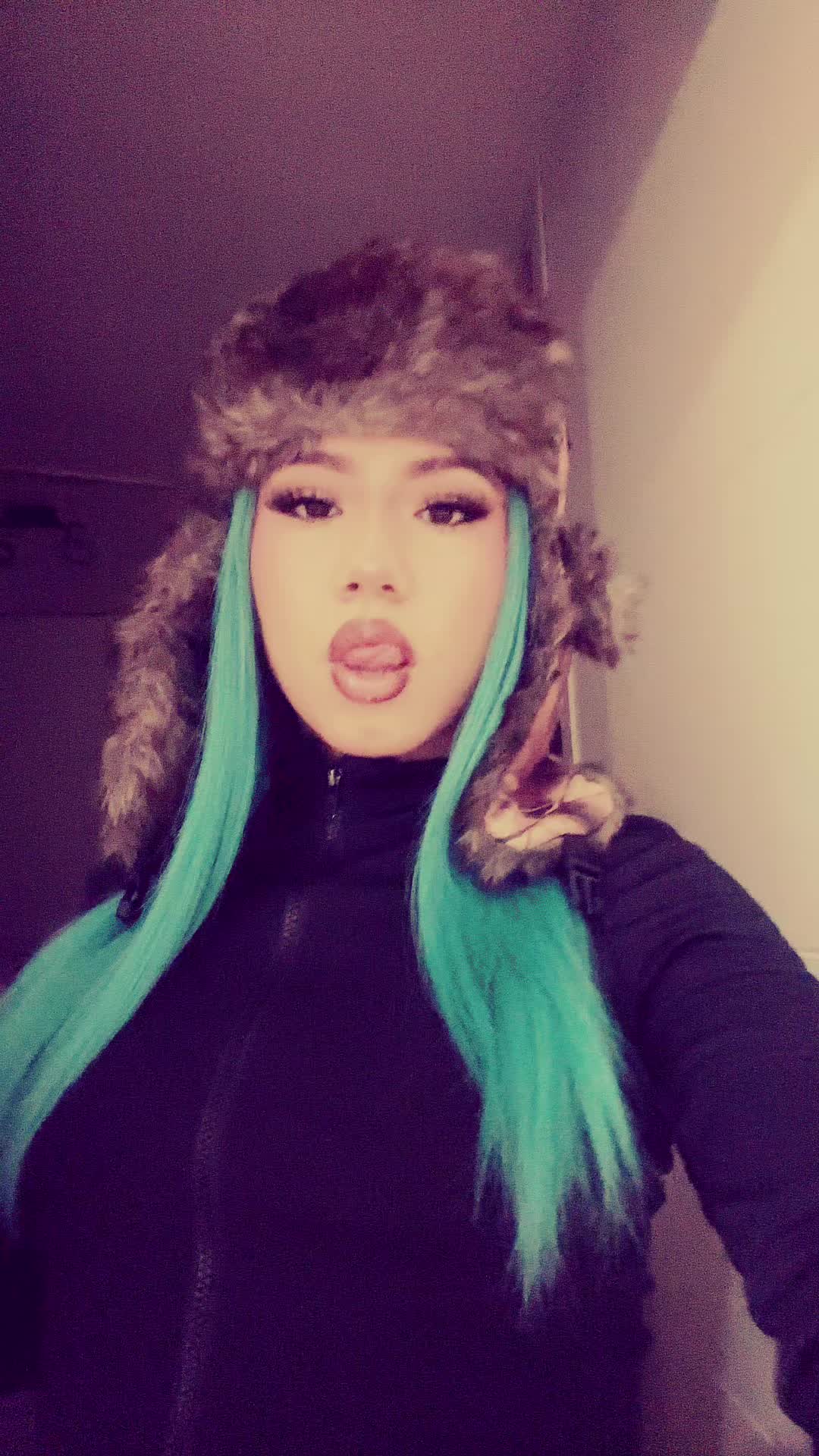 @hoekilla