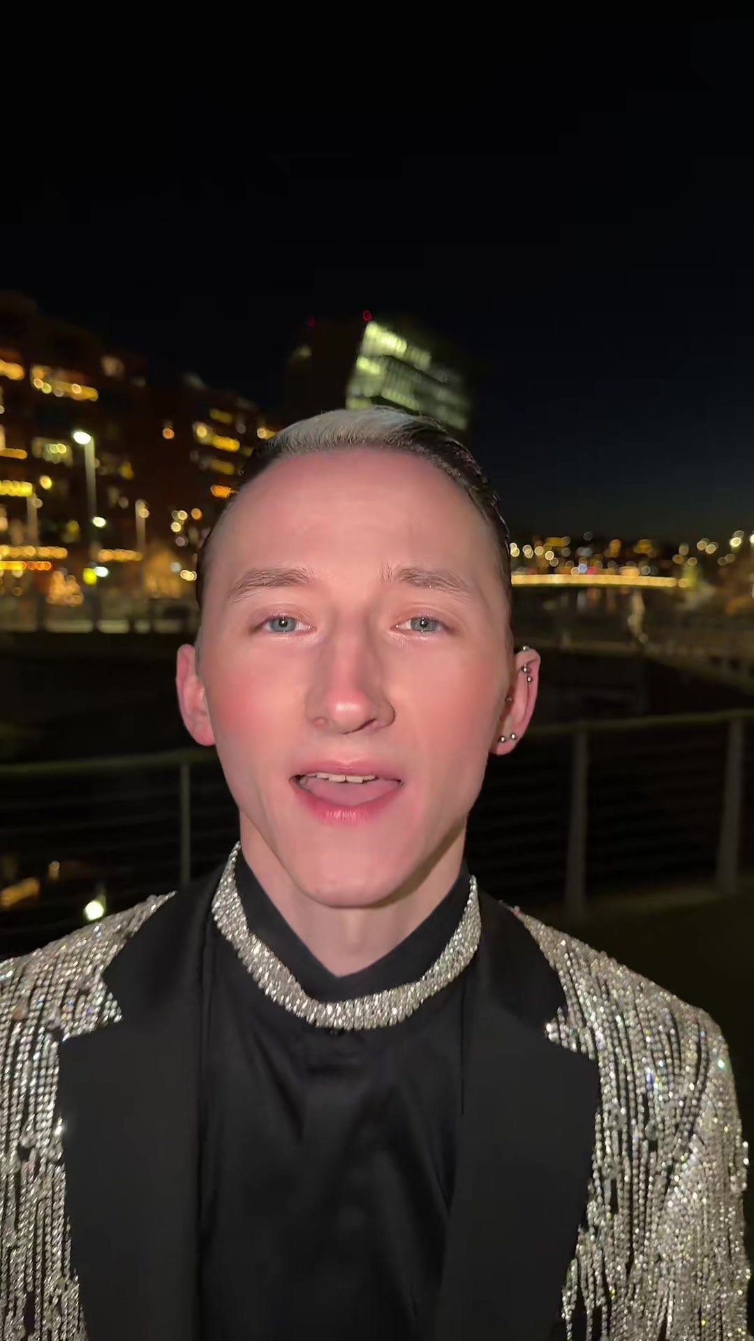 @Jonny Løtoft