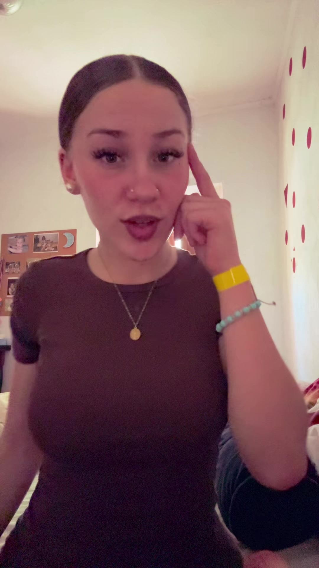 @𝐒𝐚𝐫𝐢𝐭𝐚🦋
