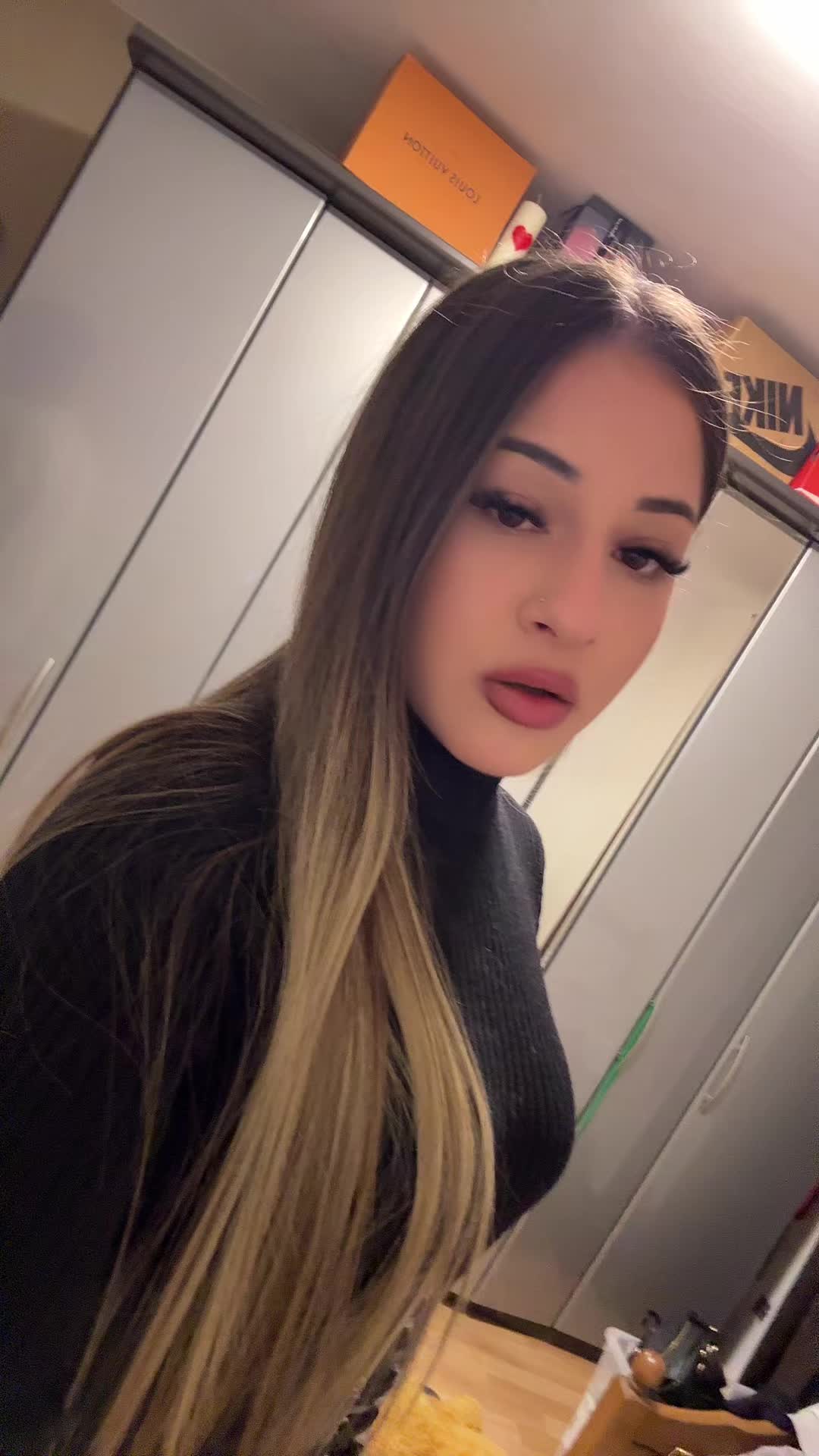@𝓡🤍𝔁𝓪𝓷𝓷𝓪🎀