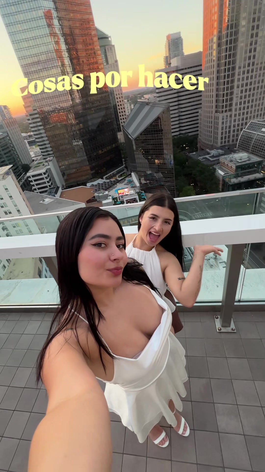 @iam_karolyi