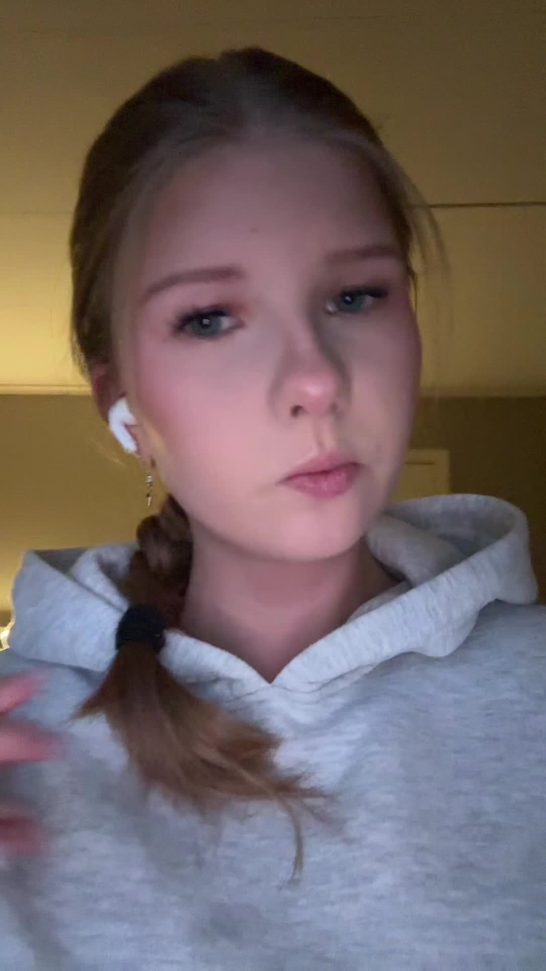 @Sigrid