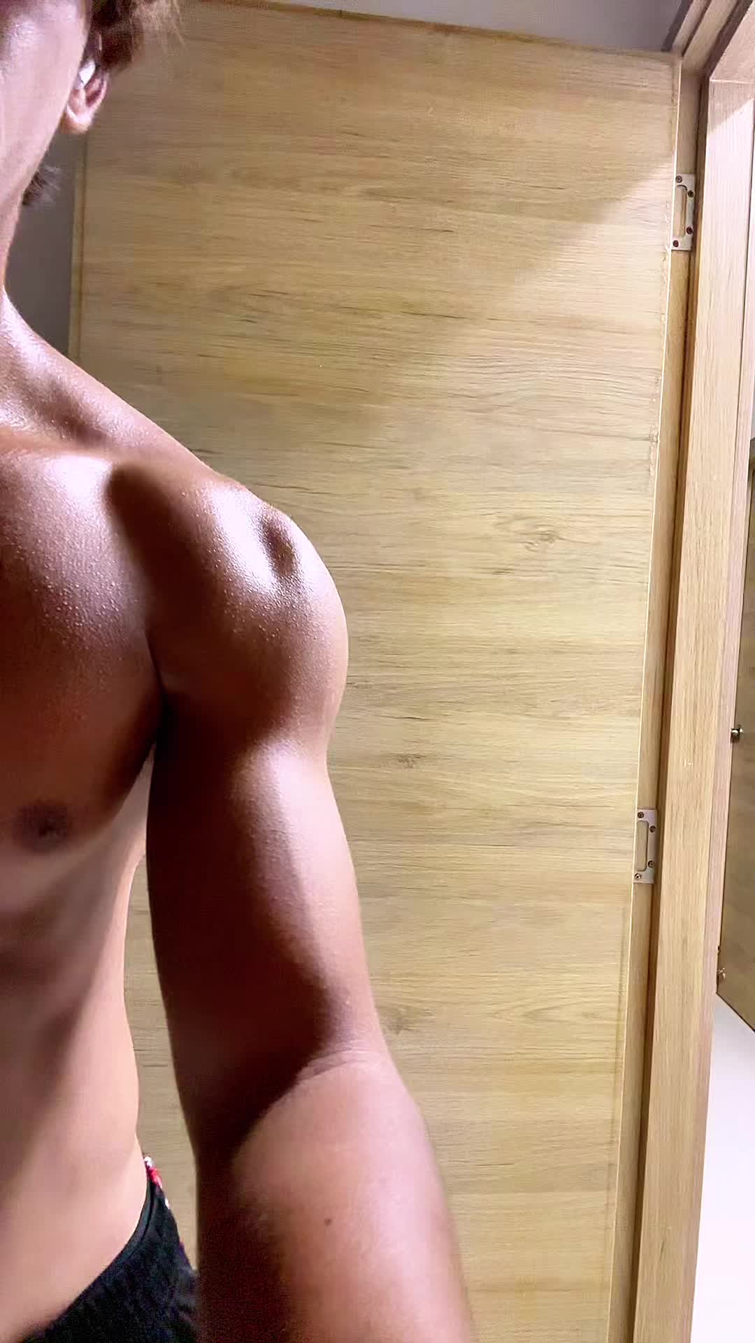 @Aar&oacute;n Acosta
