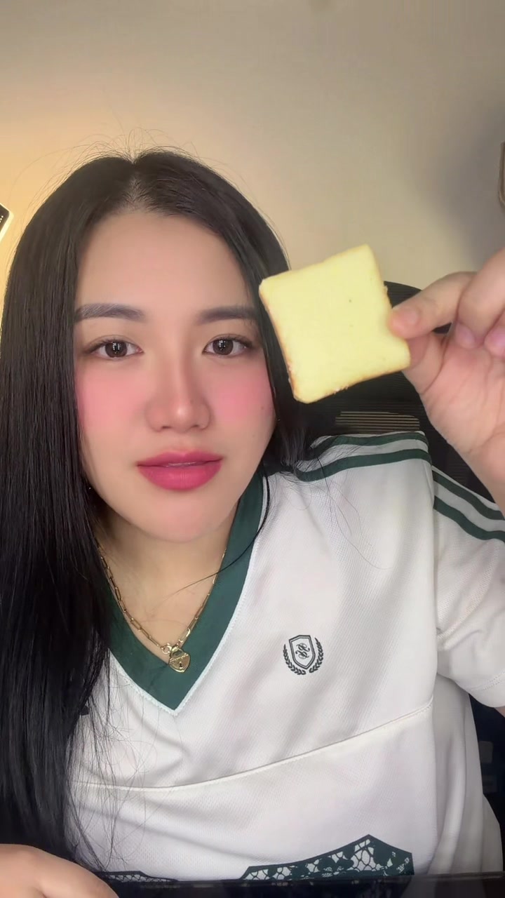 @Aya_Yay