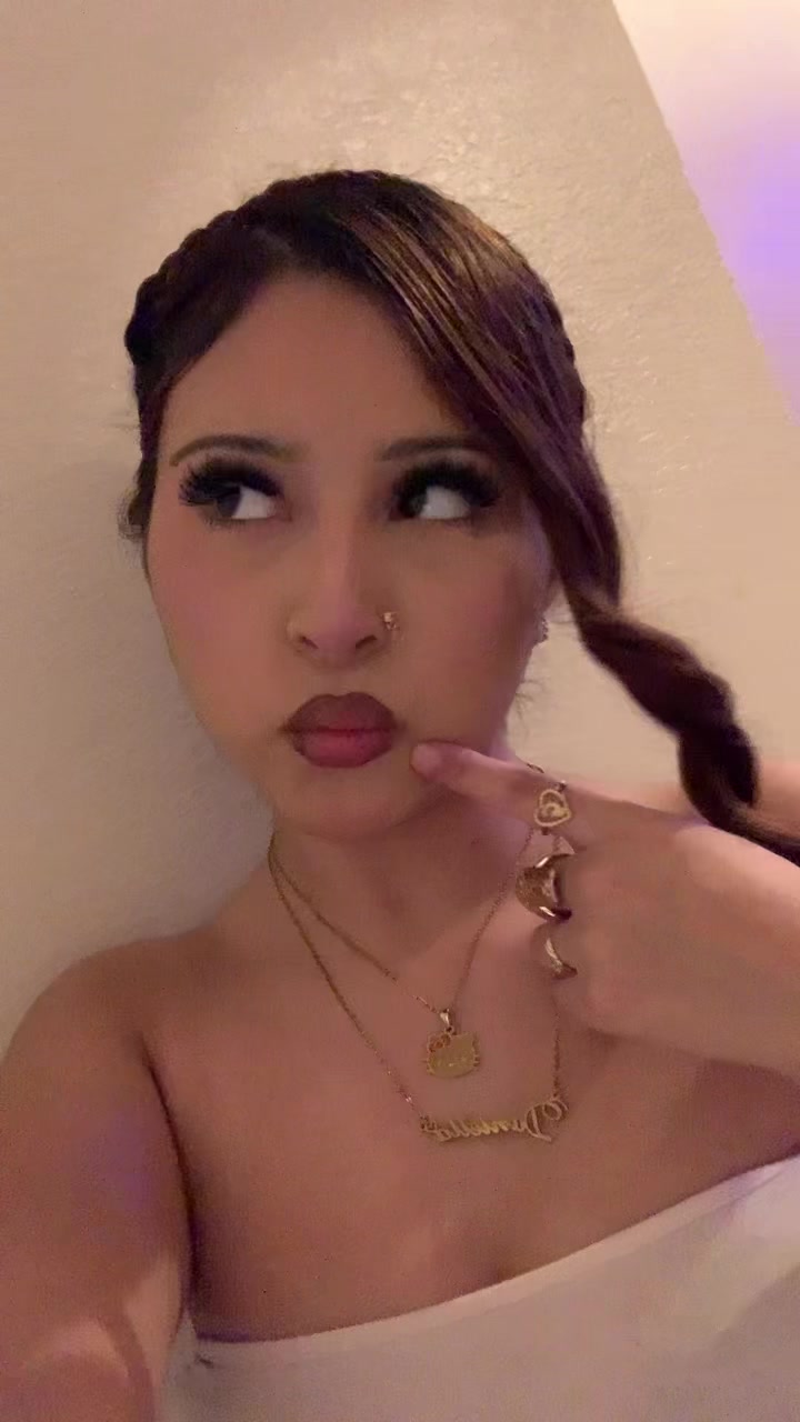 @𝐞𝐥𝐥𝐚𝜗𝜚