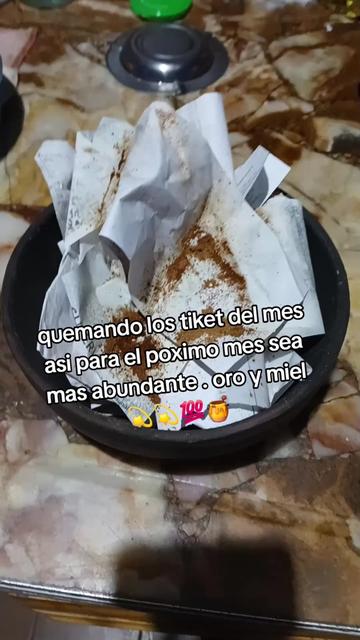 @ANDREA 🔮🏳️&zwj;🌈🙋&zwj;♂️