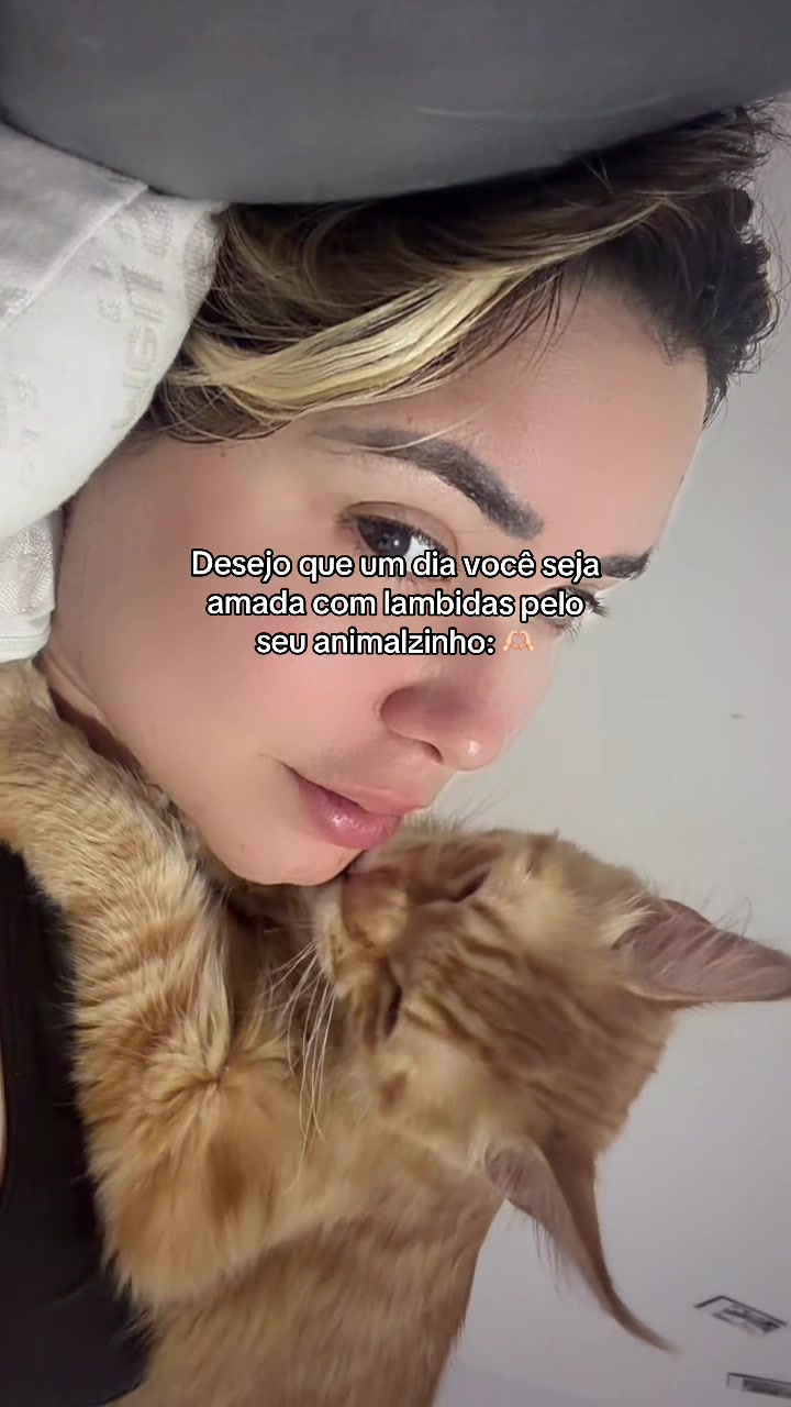 @Luna
