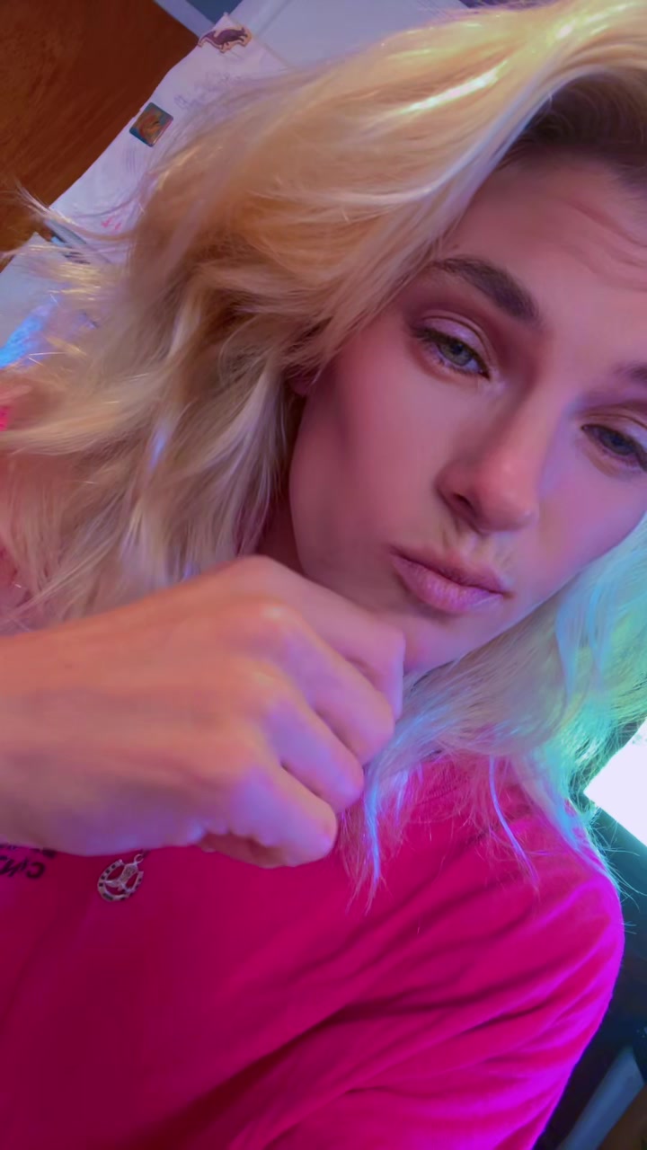@Sexy Lexy 32