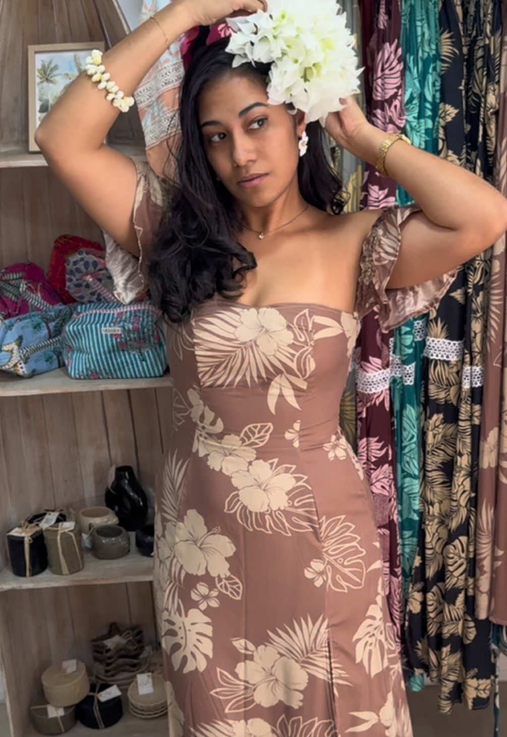 @Anahera