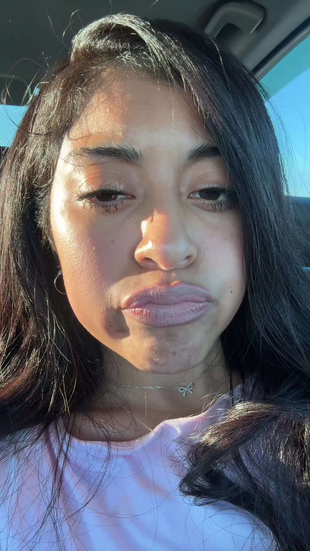 @yaneli