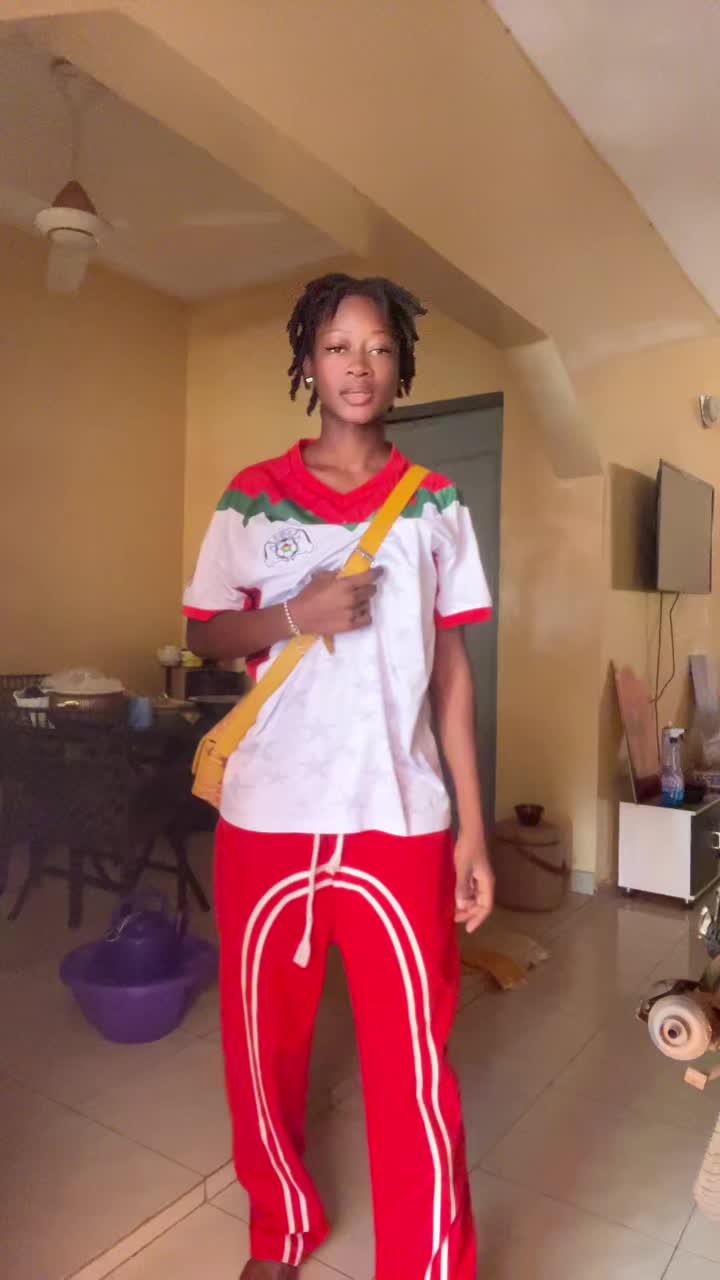 @🎀la🥰petite🖇️soeur🧸de Desmo