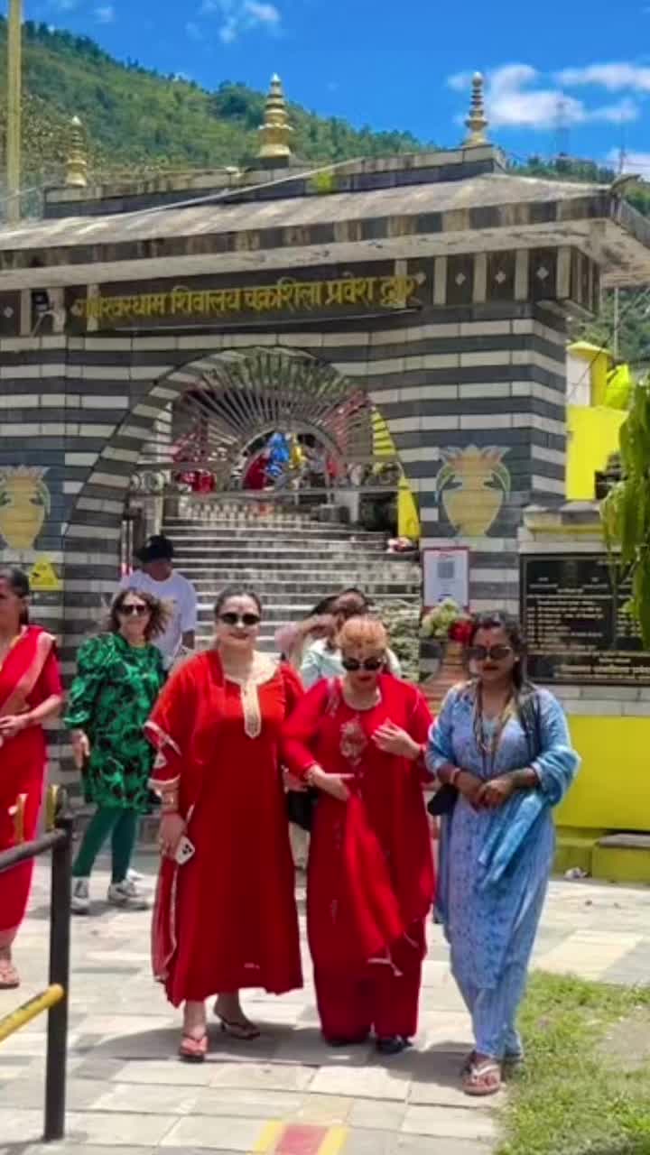 @devi kc🕉️🕉️