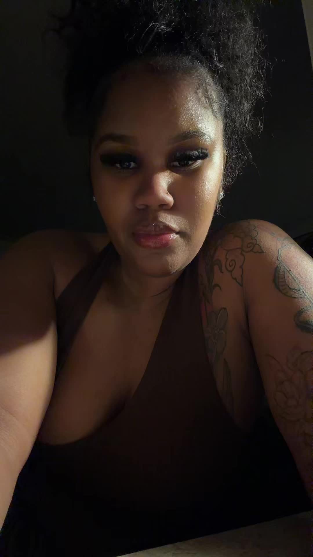 @Dniomi