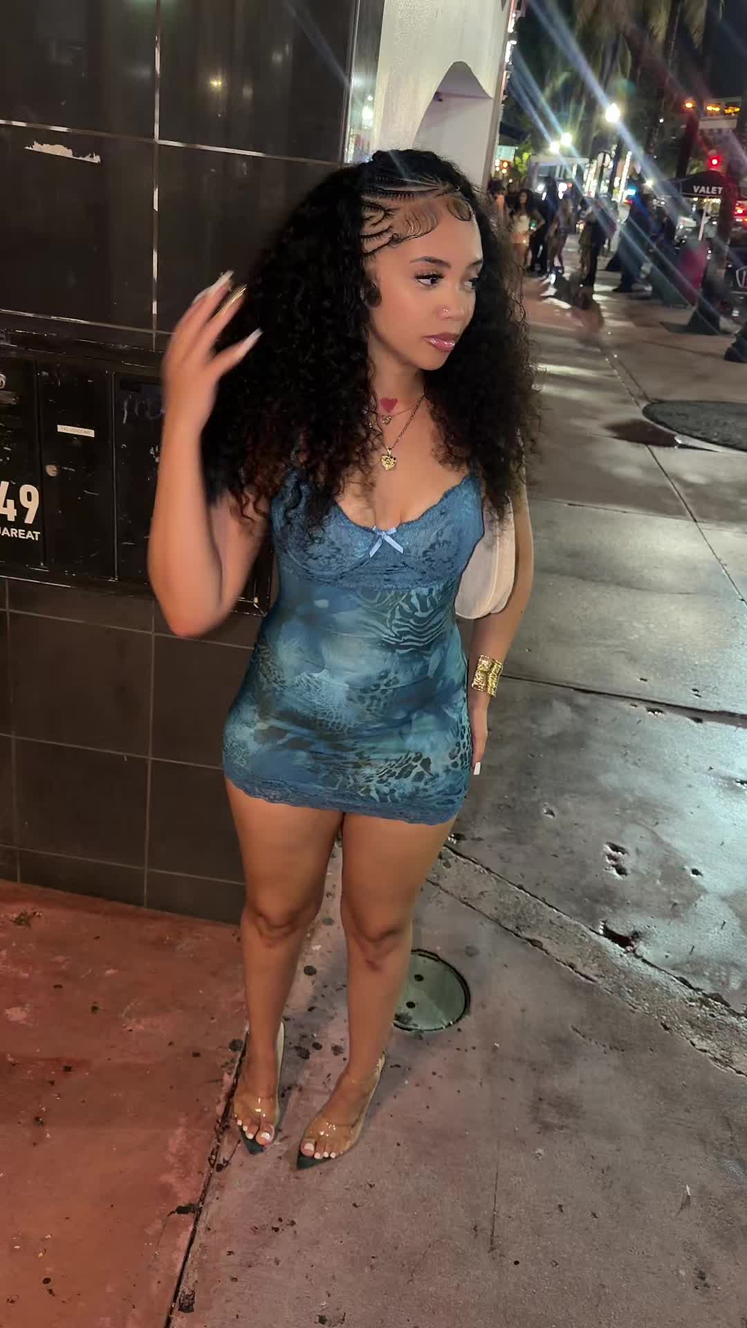 @jezzzybooo