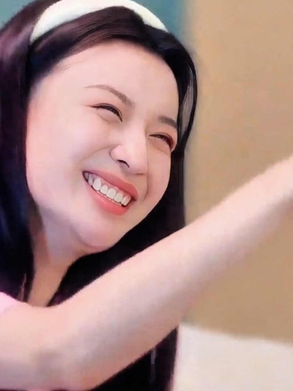 @hellokimchii