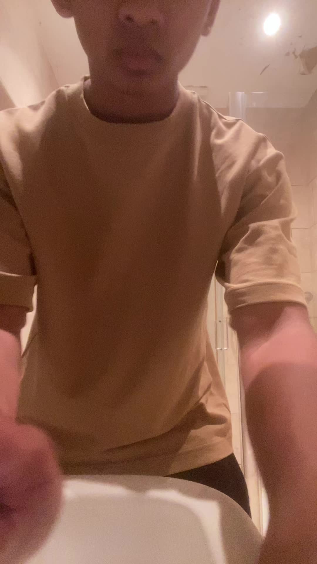 @🦊