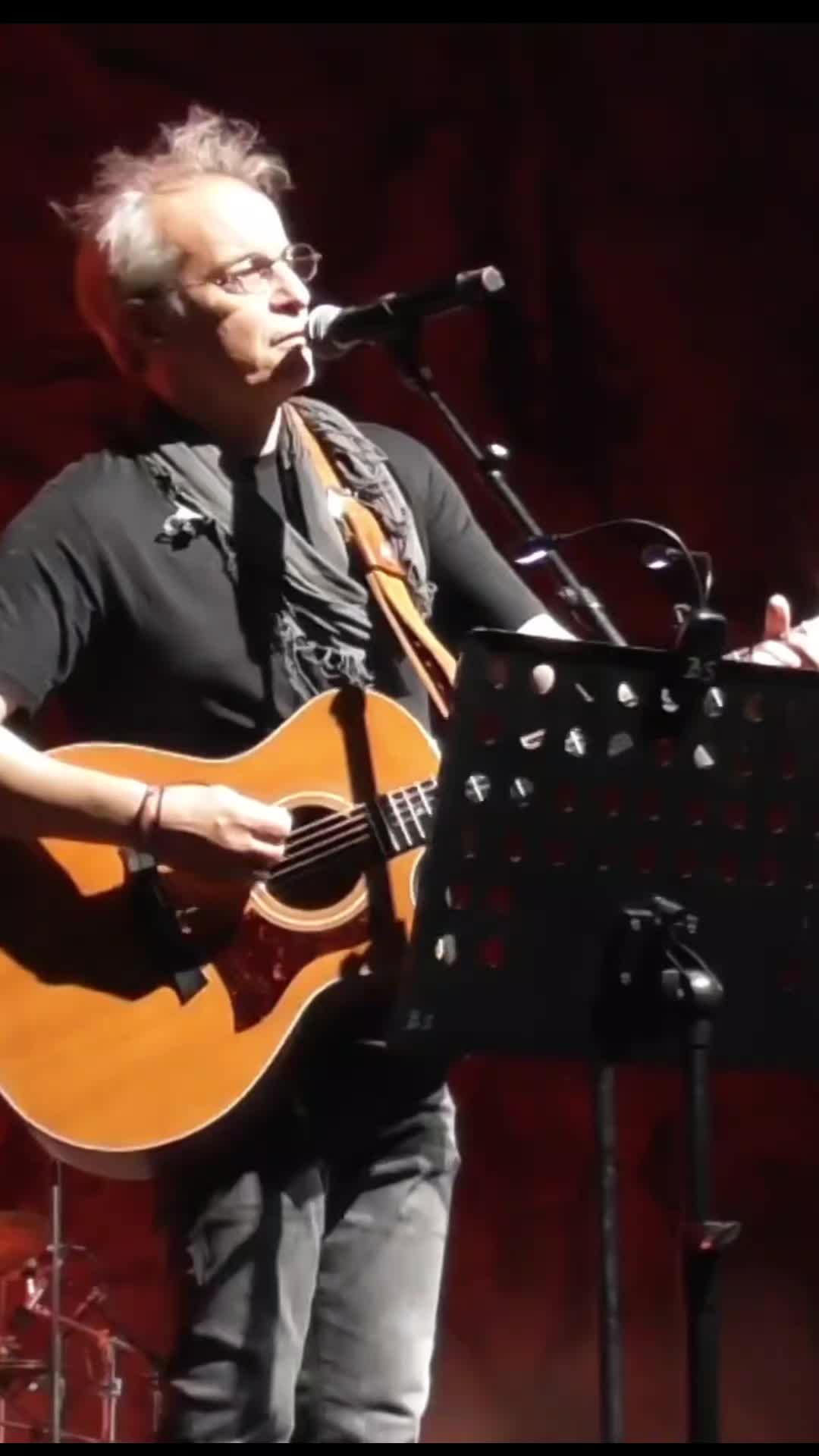 @𝑬𝒍𝒆𝒏𝒊 🎶🩷