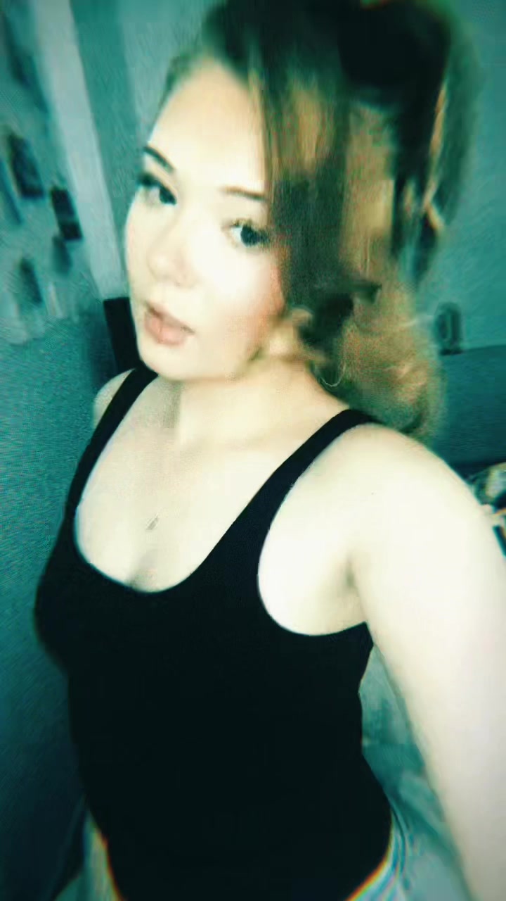 @𝒞𝒽𝓁𝑜𝑒𝑅𝑜𝓈𝑒💋