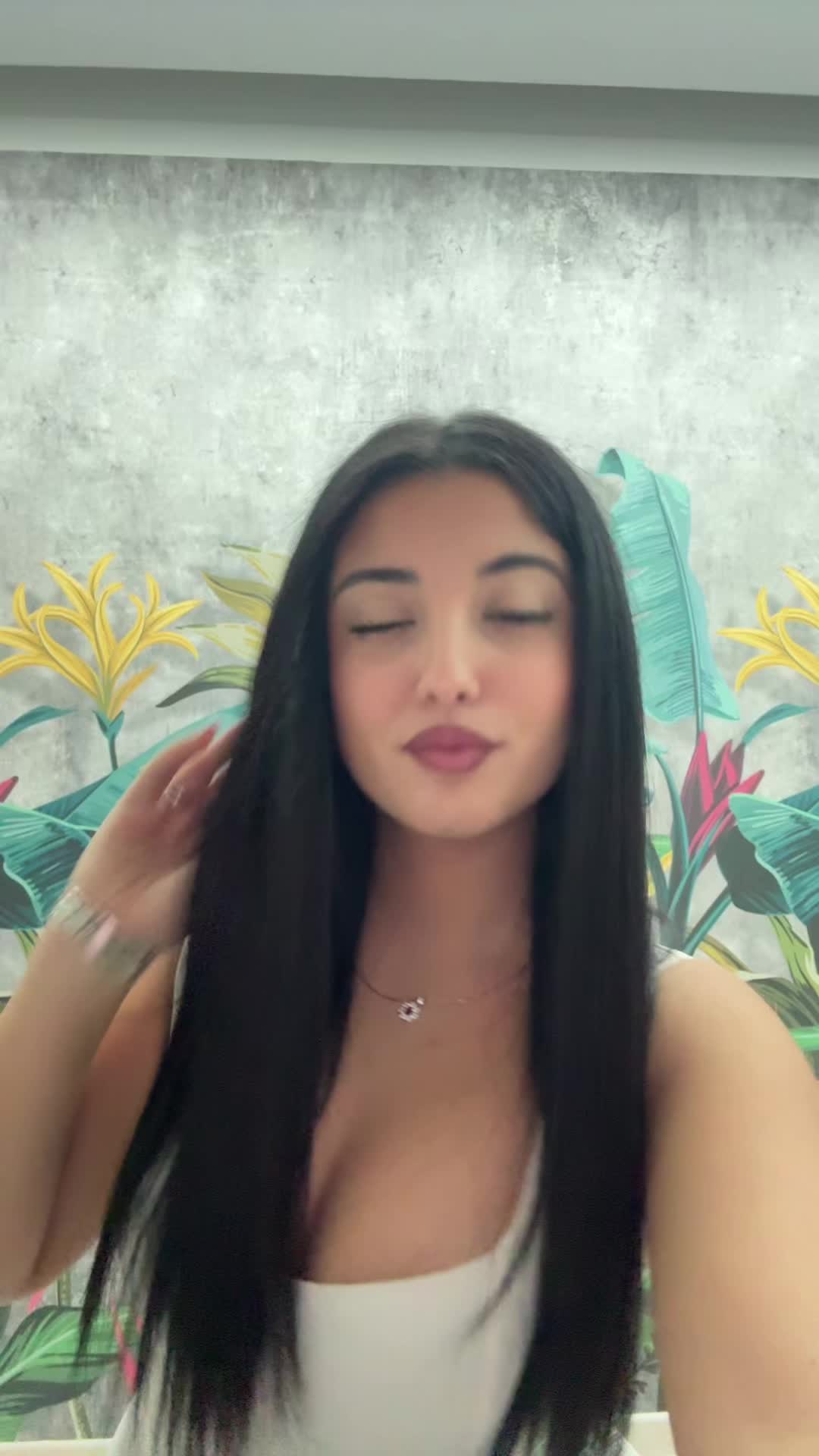 @Naomi7