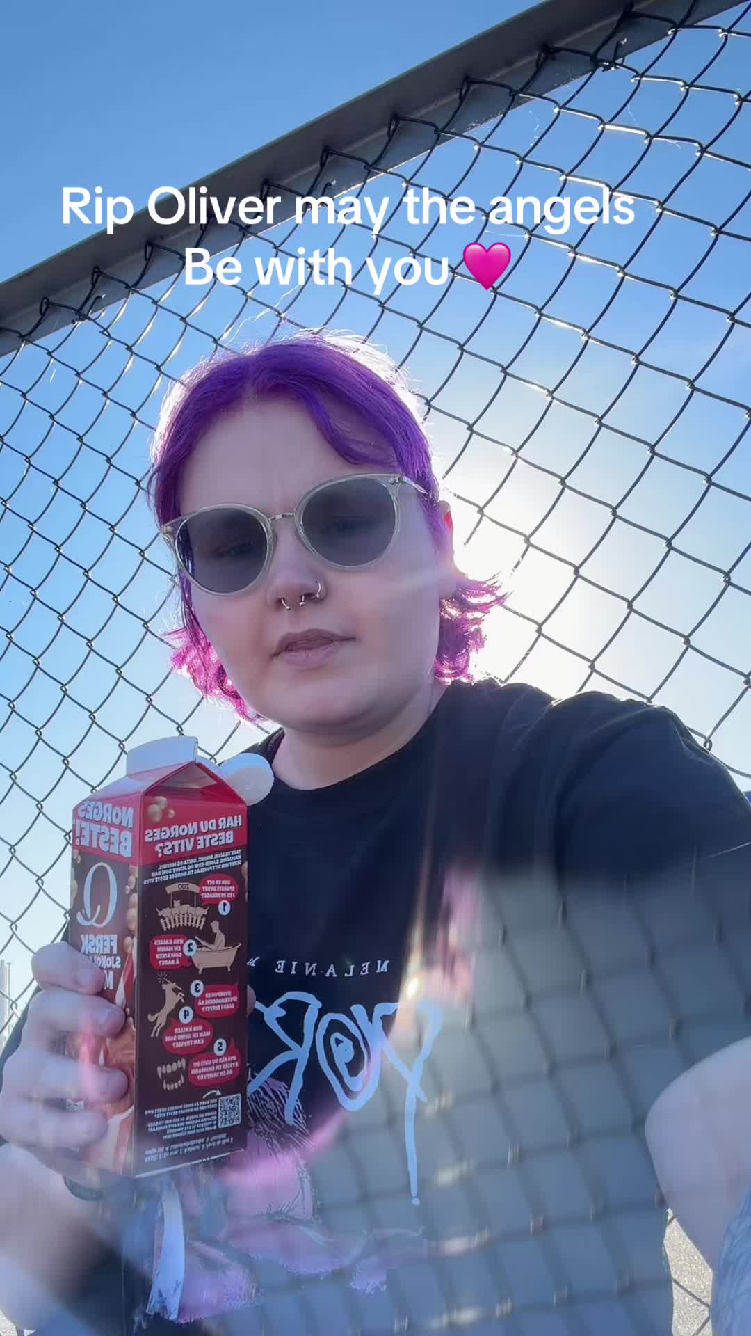 @ItsmeLoonie