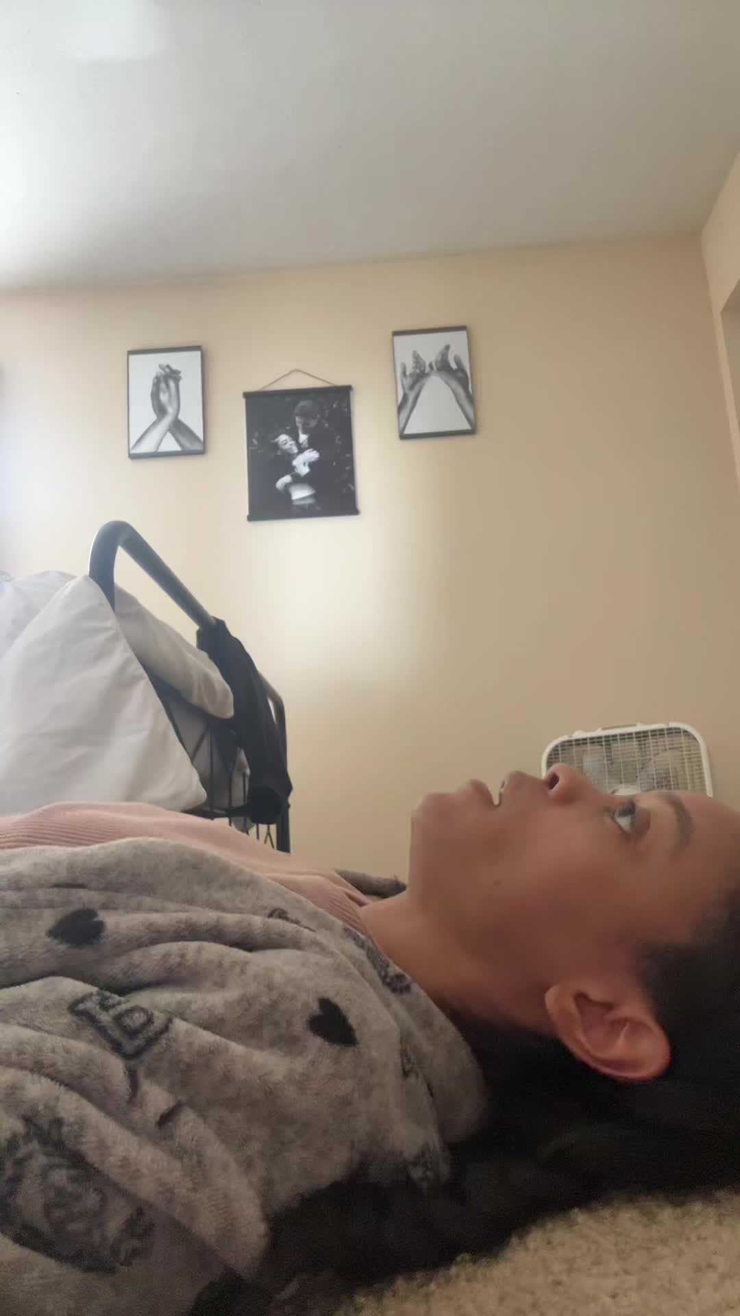 @T🥨