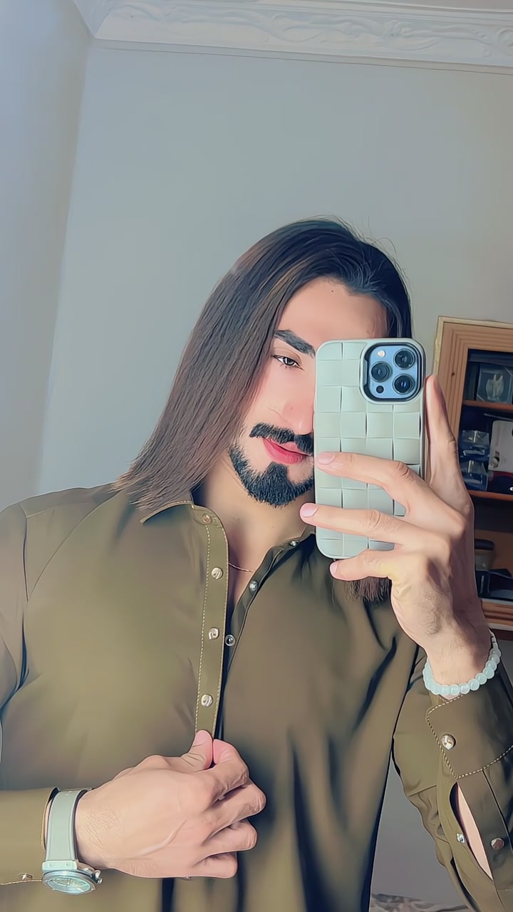 @👑 ᏦᎧᏂᏗᏖ ᏦᎥᏁᎶ 👑