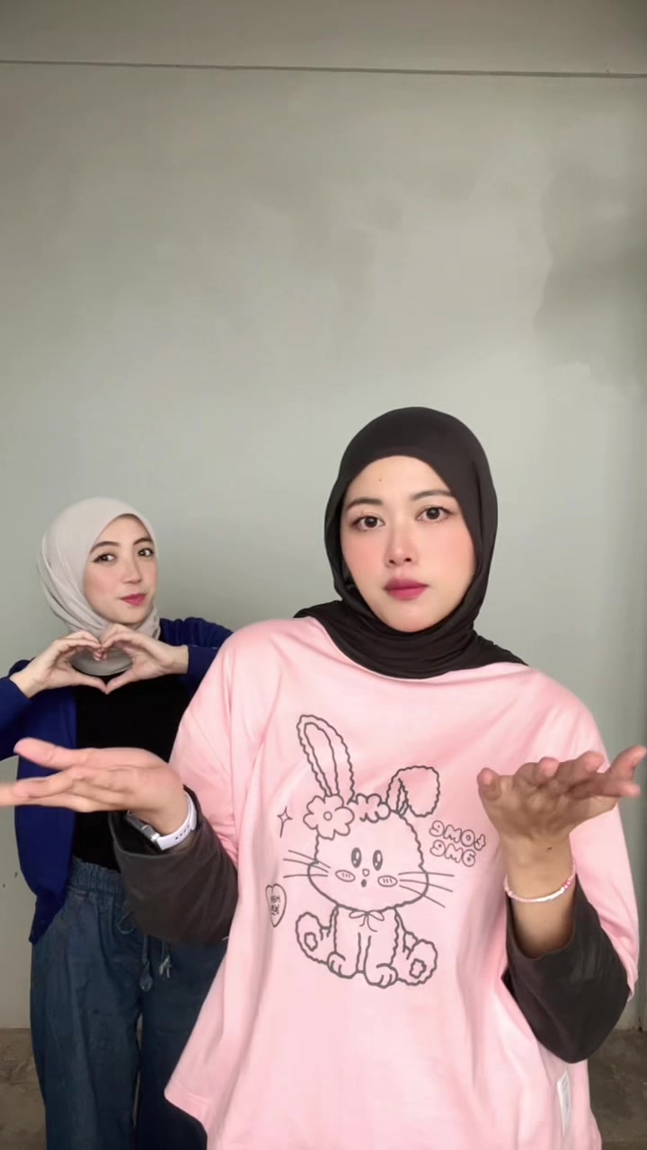 @Kalea.outwear