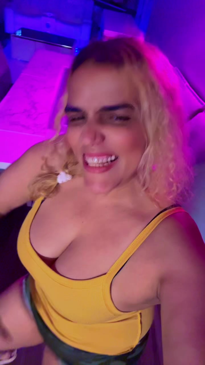 @La Rubia Cruz