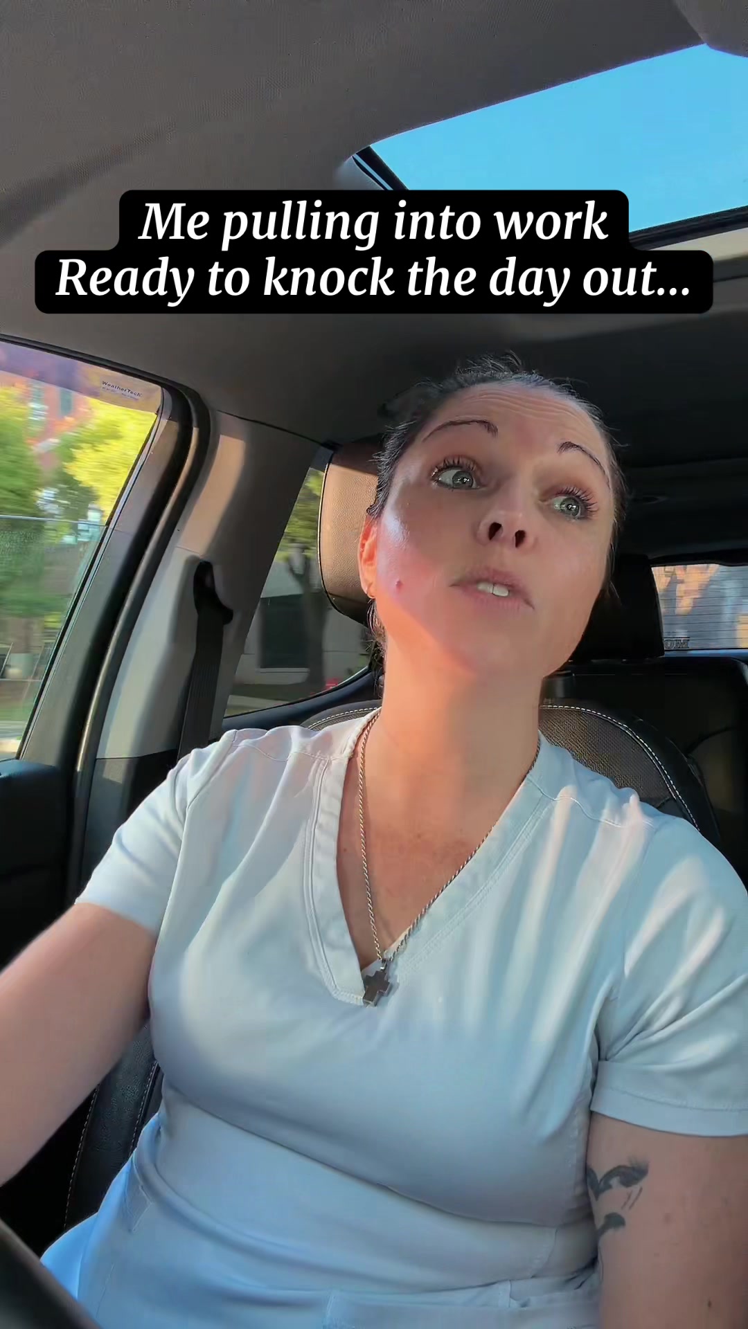 @momica_mama