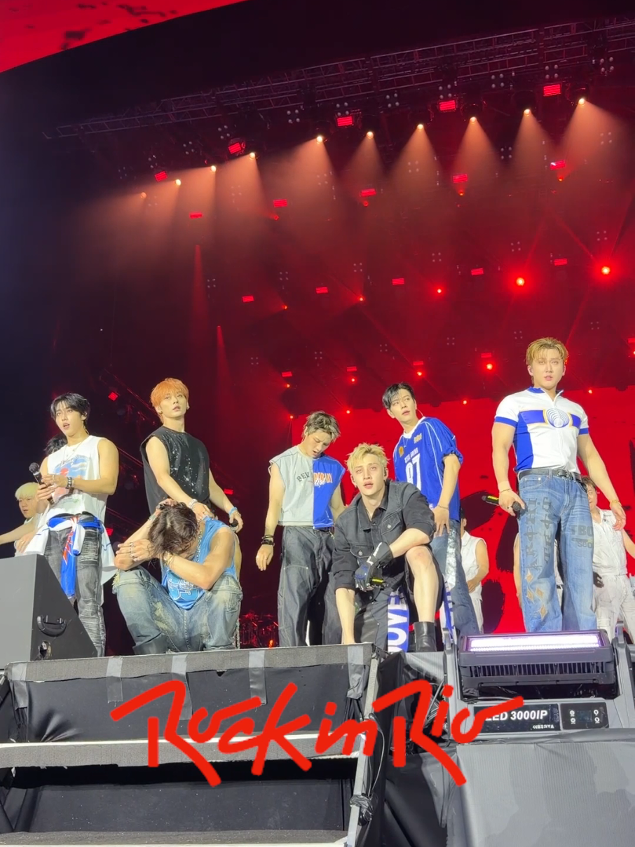 @Stray Kids