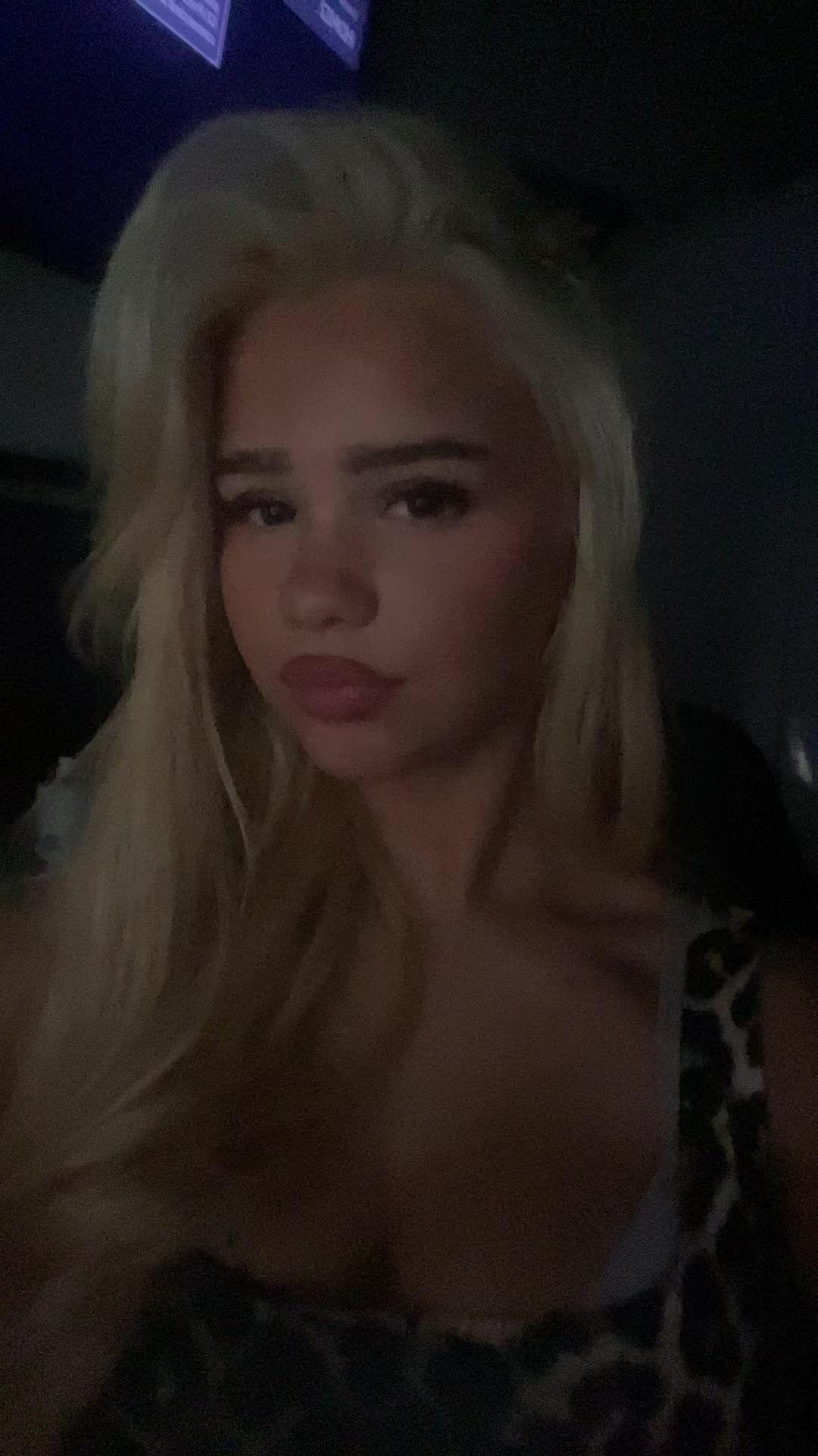 @💎𝐌𝐈𝐊𝐀 𝐁𝐑𝐎𝐎𝐊𝐒💎