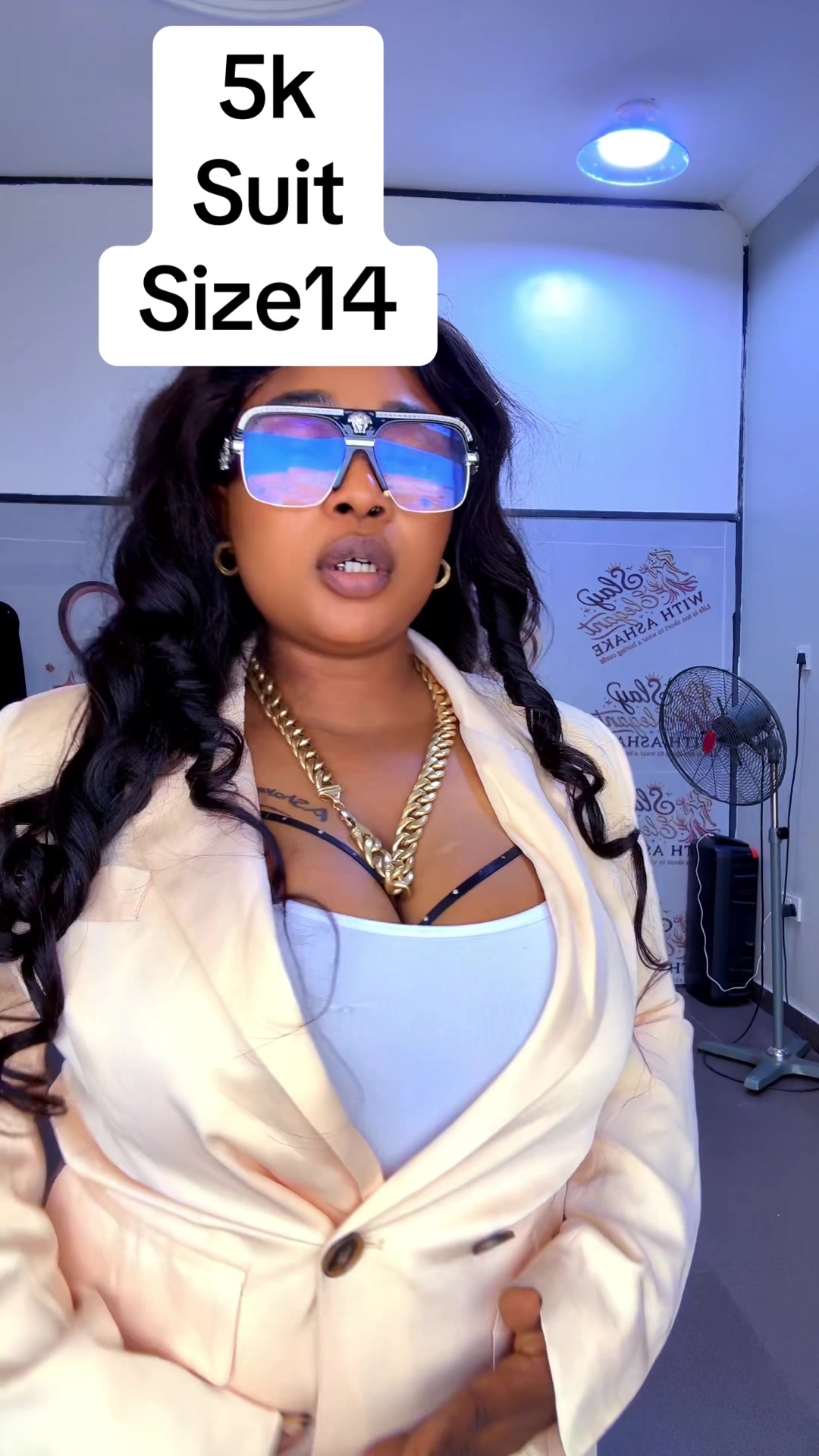 @SLAY WITH ASHAKE 27🛍️