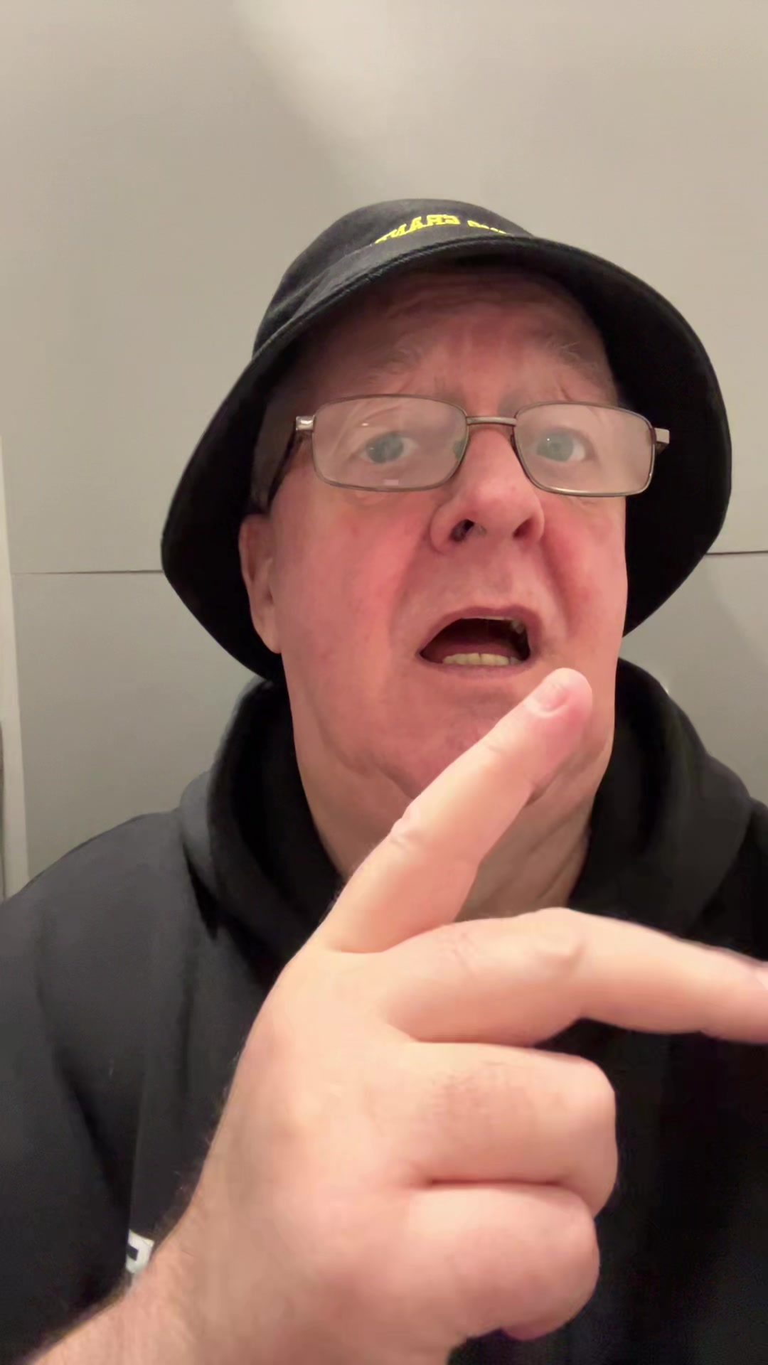 @TECHNO GRANDAD