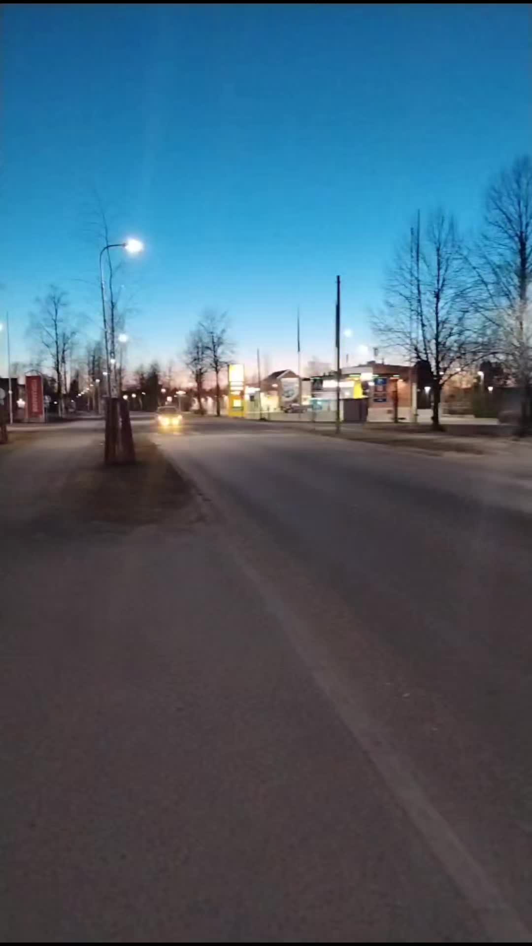 @BÄÄLIS